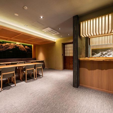Ski Inn Hakuba, Iwatake Екстериор снимка