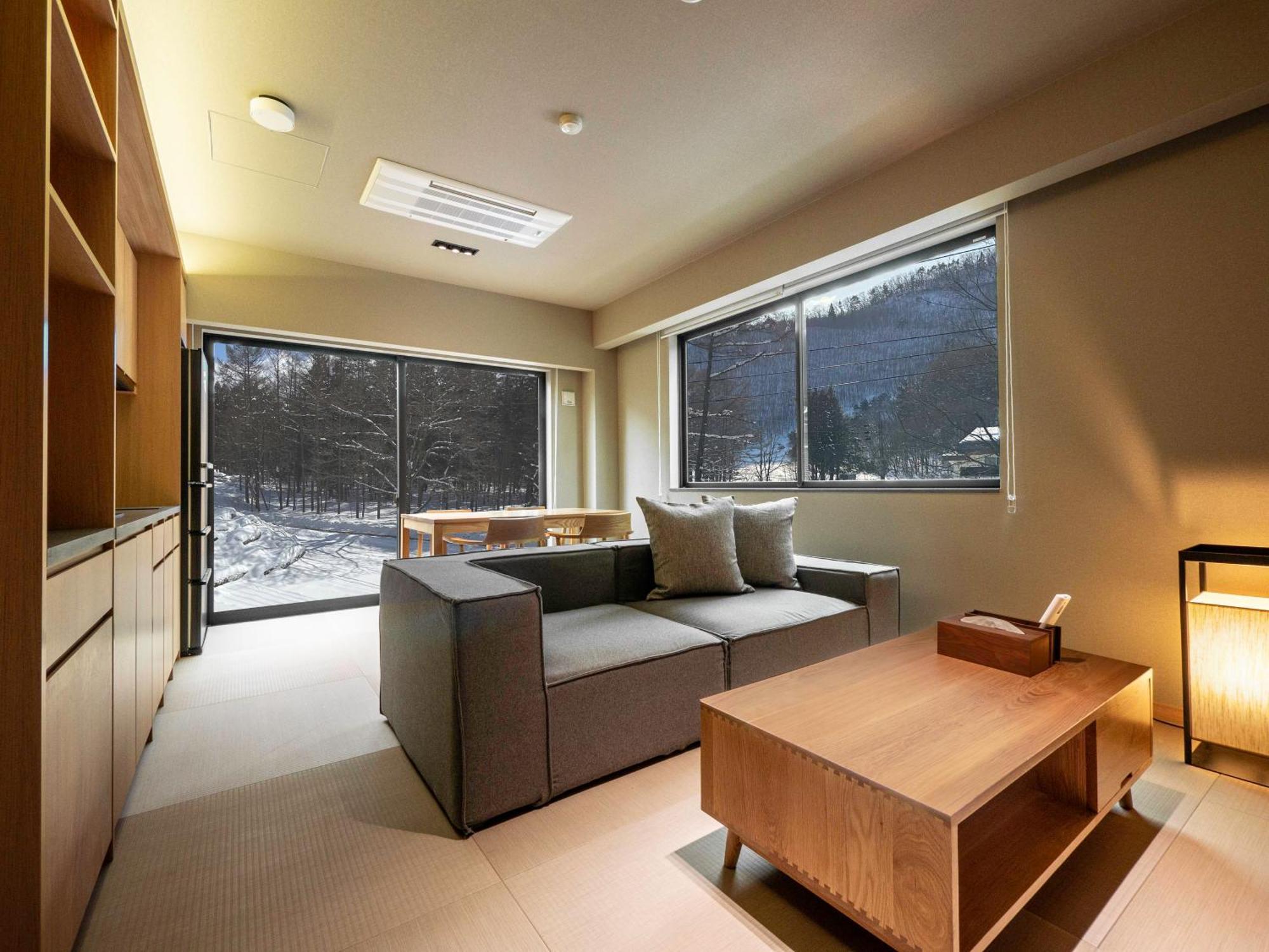 Ski Inn Hakuba, Iwatake Екстериор снимка