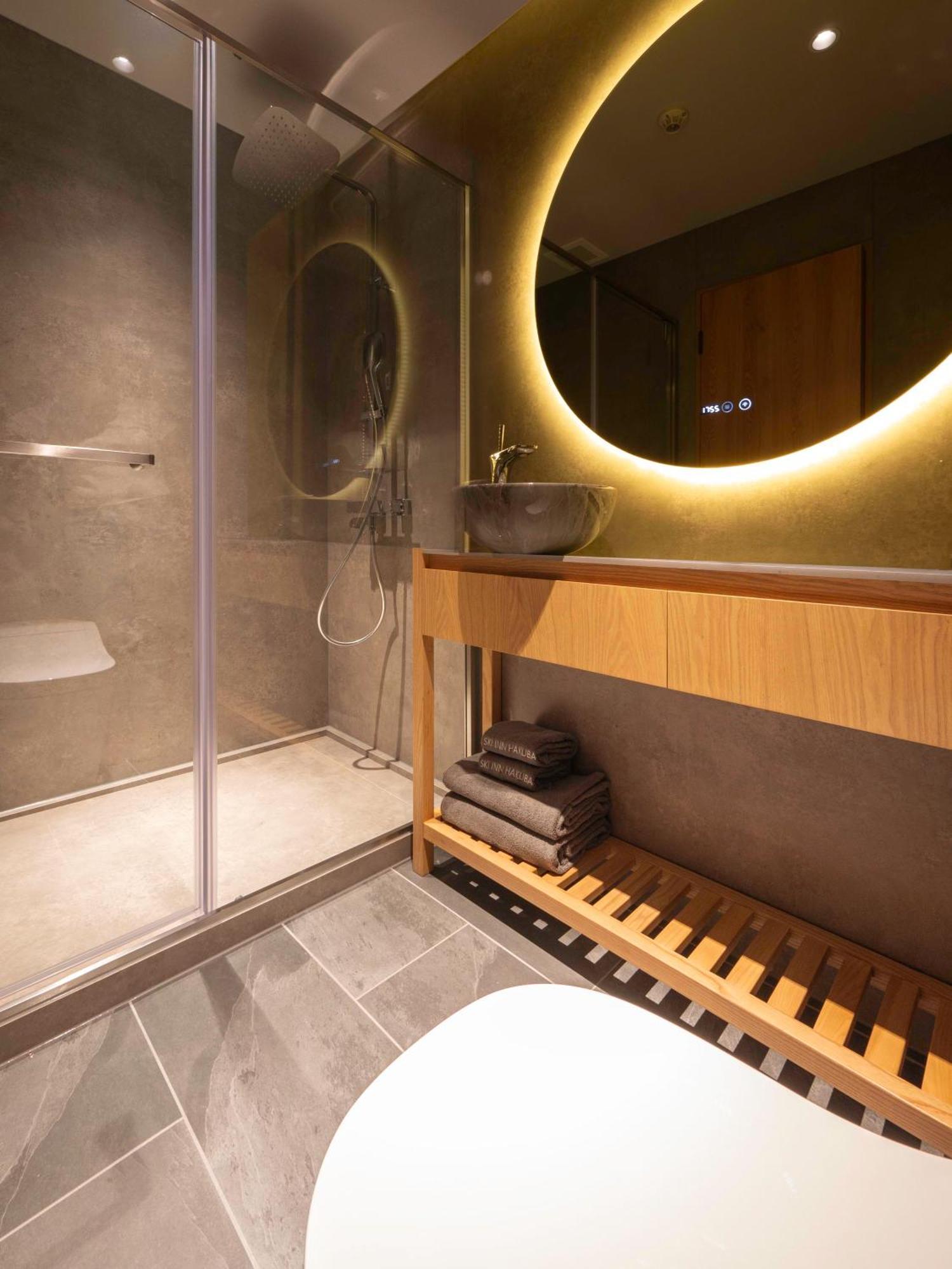 Ski Inn Hakuba, Iwatake Екстериор снимка